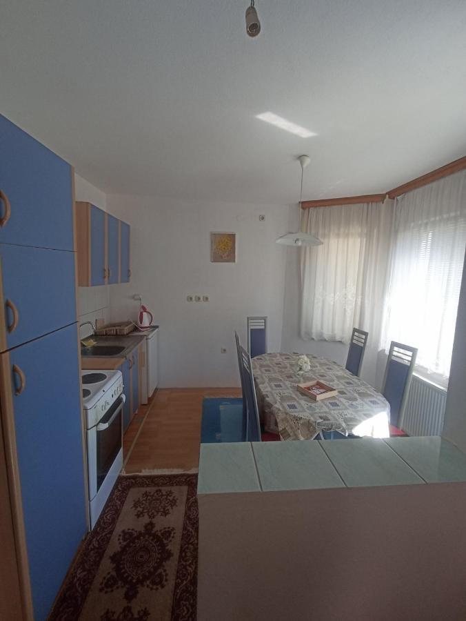 Sleep & Fly - Sarajevo Airport Apartment Zewnętrze zdjęcie