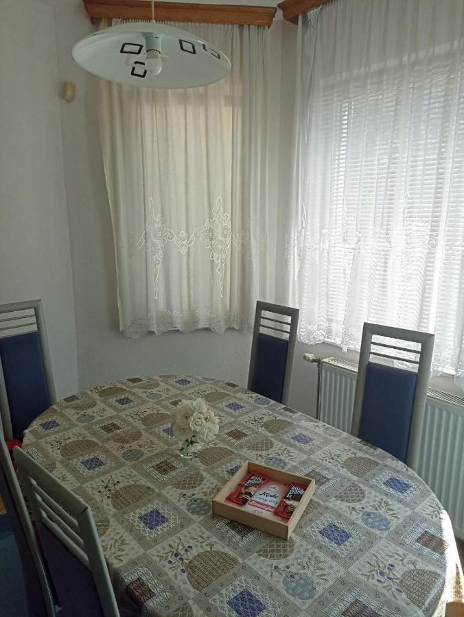 Sleep & Fly - Sarajevo Airport Apartment Zewnętrze zdjęcie