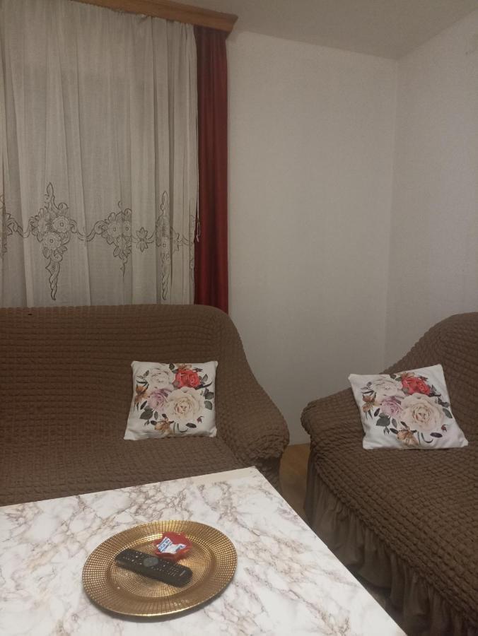 Sleep & Fly - Sarajevo Airport Apartment Zewnętrze zdjęcie