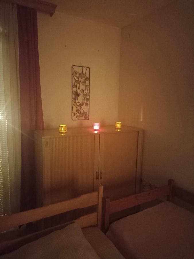 Sleep & Fly - Sarajevo Airport Apartment Zewnętrze zdjęcie